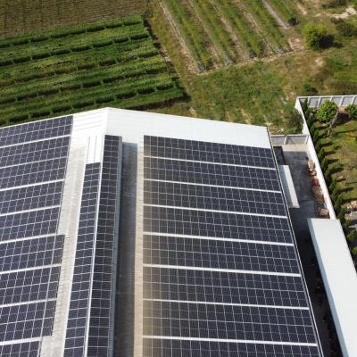 Capacity: 1.676,4 kWp